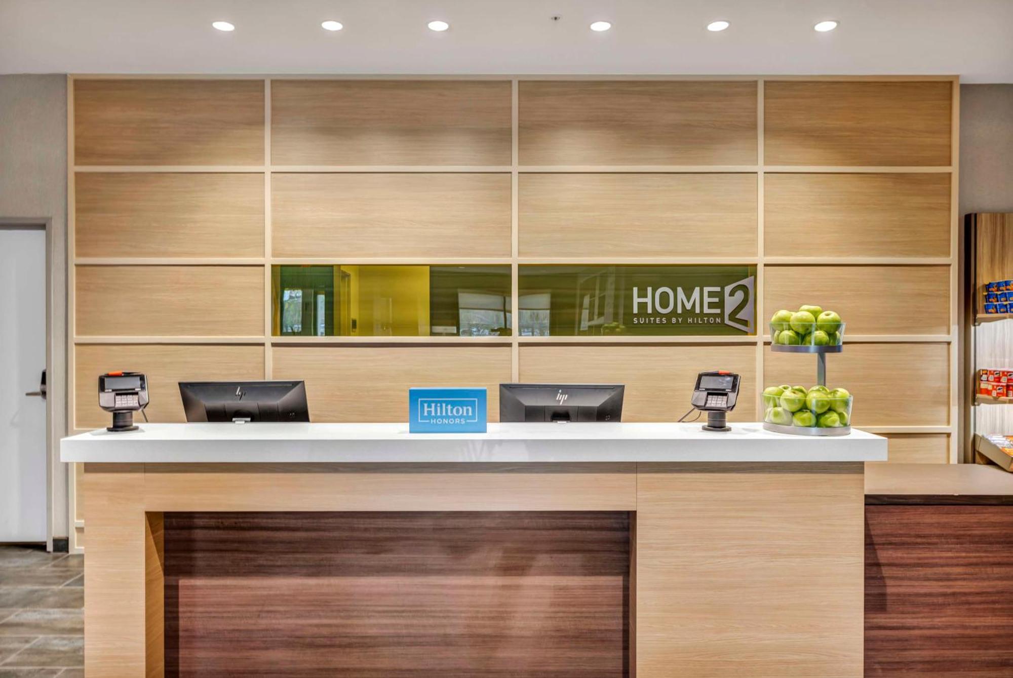 Home2 Suites By Hilton Raleigh West Lenovo Center Exterior foto